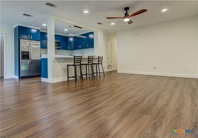 Foto del edificio - 1905 Moonlight Dr