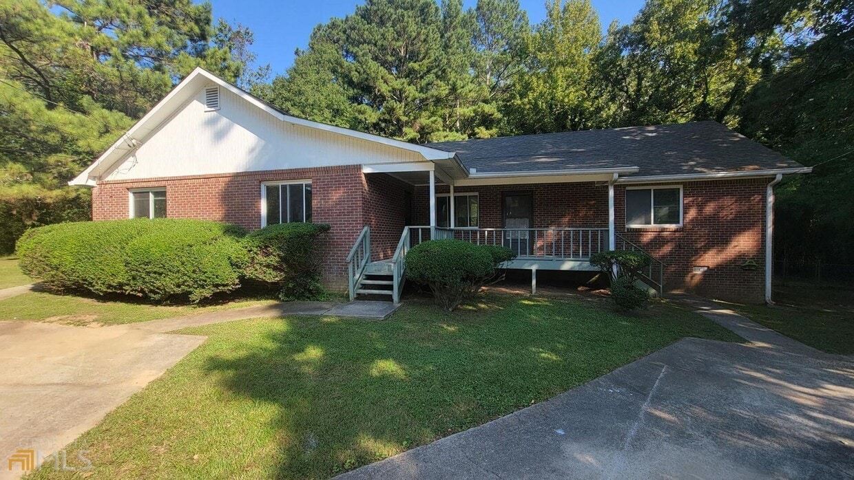 Primary Photo - 135 Rose Ct