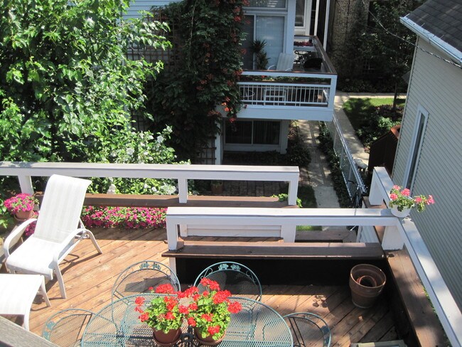 Back Deck - 2942 N Racine Ave
