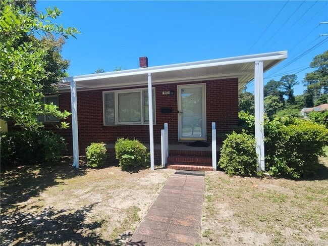 Building Photo - 400 Roxie Ave