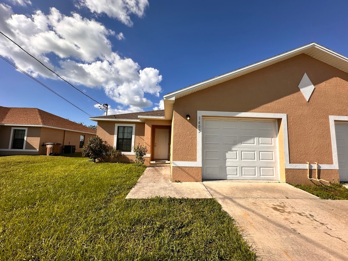 Foto principal - 1405 SE 10th Terrace