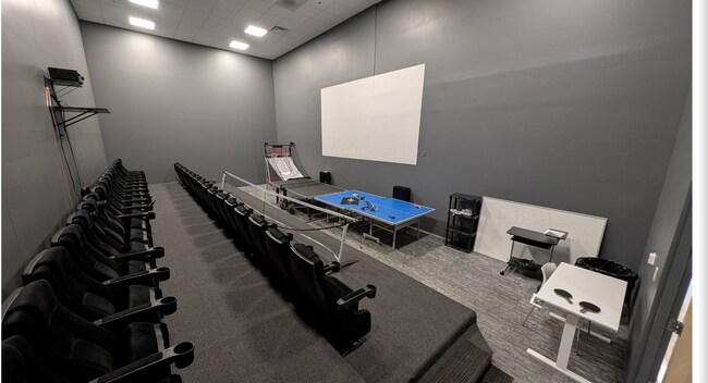 Foto del edificio - 1640 S State St