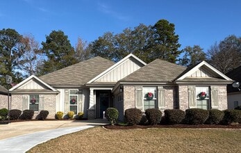 Building Photo - 9151 Cres Lodge Cir