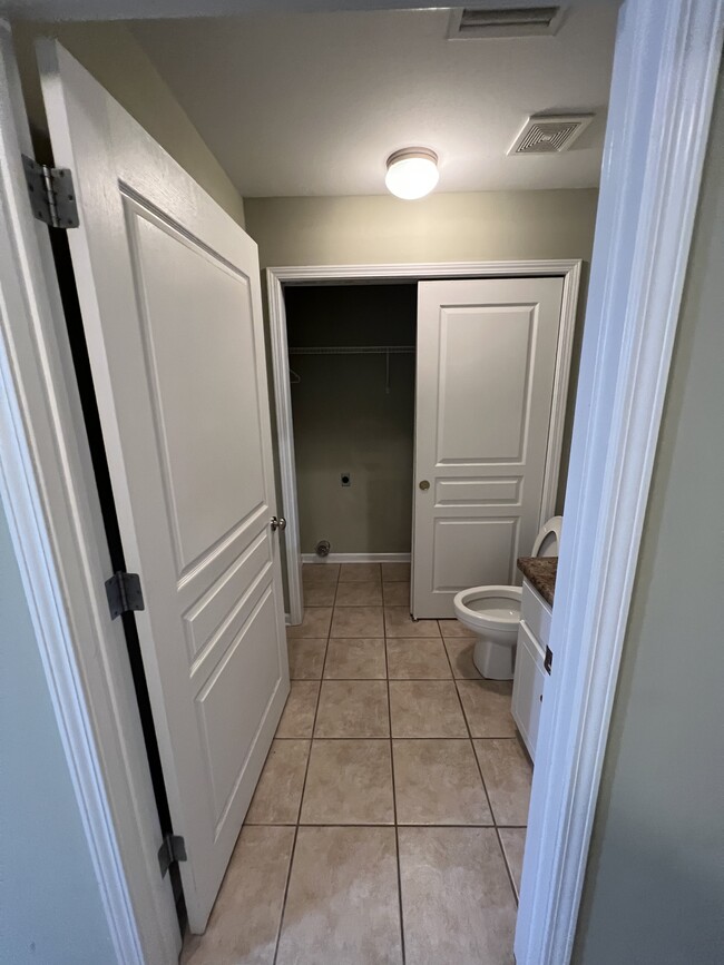 1/2 Bathrooms - 140 Coral Ln