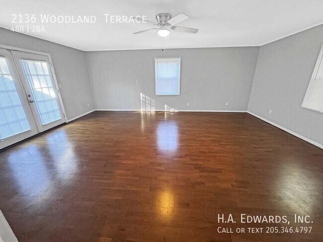 Foto del edificio - 2136 Woodland Terrace