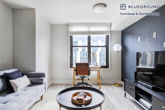 Building Photo - 950 24th St NW