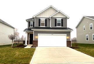 Building Photo - 9136 Henley Ave