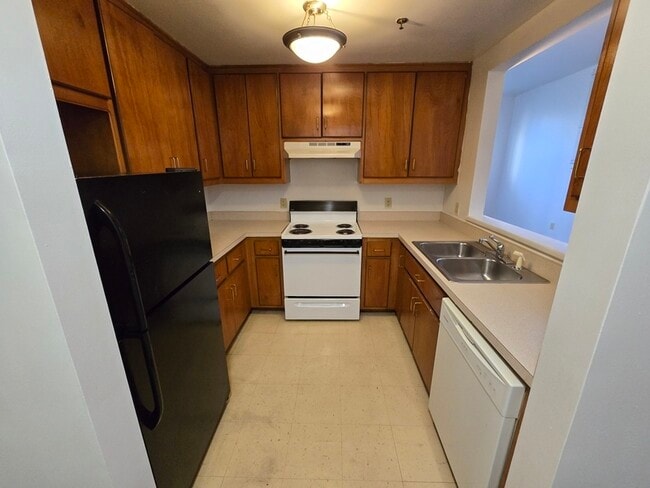 Foto del edificio - 633 W Washington St