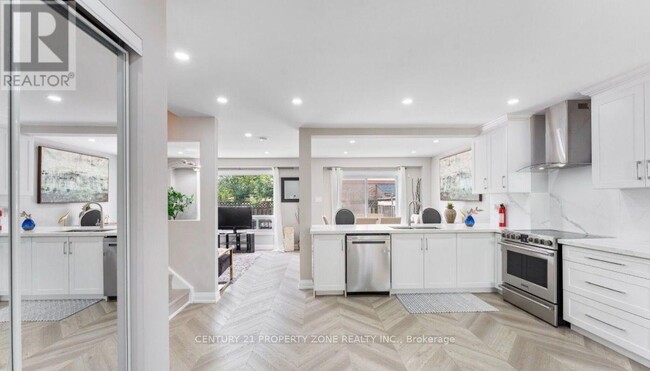 Building Photo - 4 Borden Hill Ct
