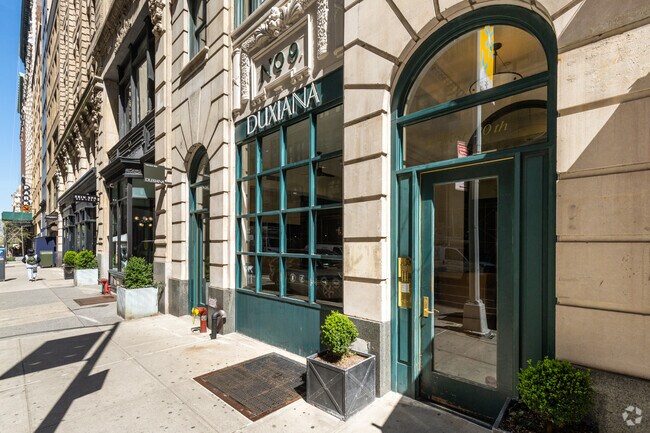 Entrance - 9 W 20th St