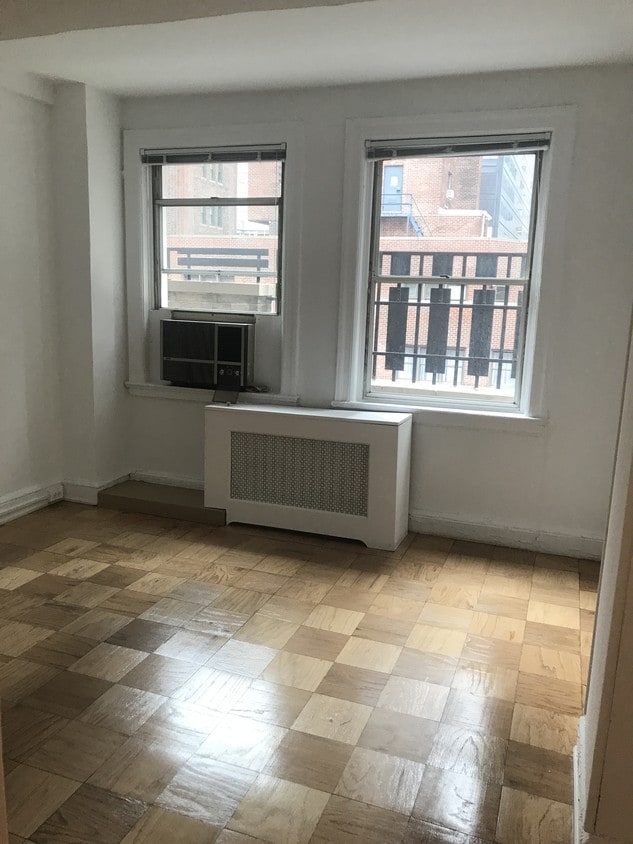 Foto principal - 821 2nd Ave