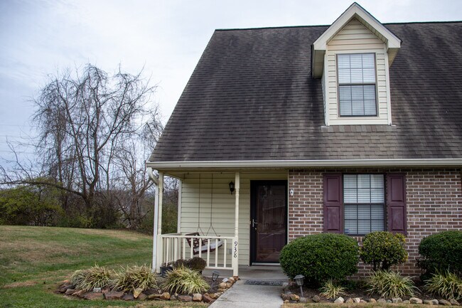 Building Photo - 938 Bradley Bell Dr