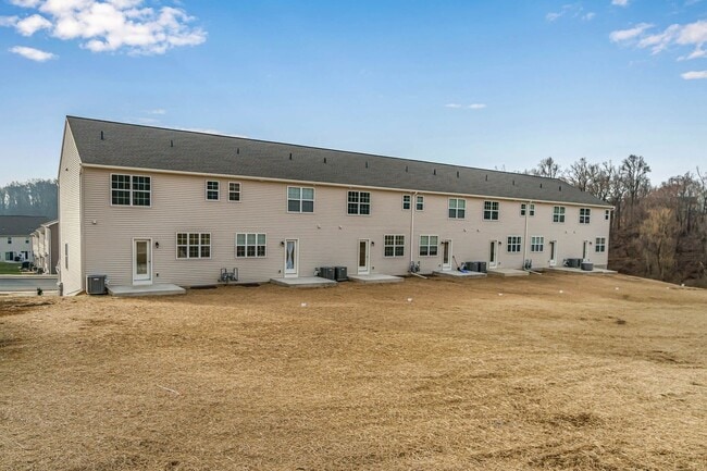 Building Photo - 541 Brook Shire Ct