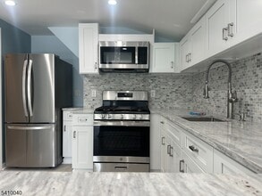 Building Photo - 202 Black Oak Ridge Rd