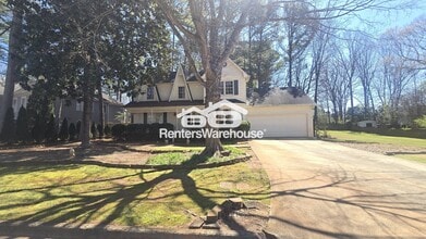 Building Photo - 891 Providence Dr