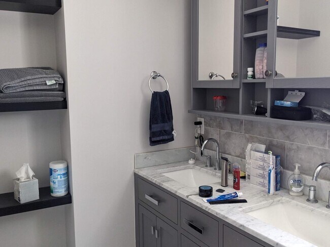 Foto del edificio - 318 Concord Ave