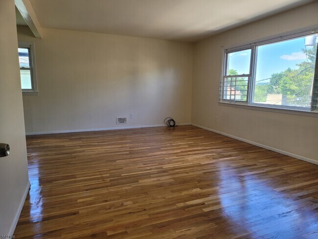 Building Photo - 23 Tremont Terrace