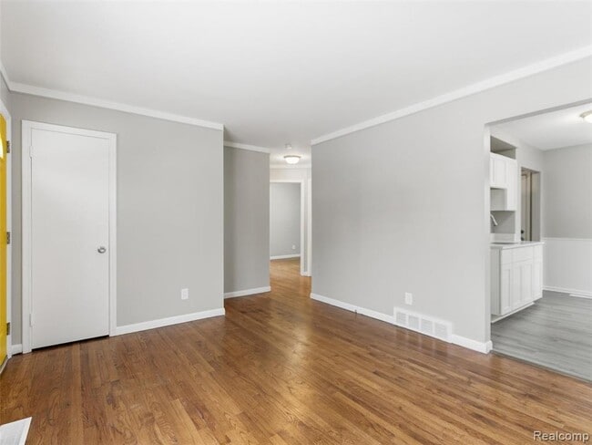 Foto del edificio - 108 W Kalama Ave