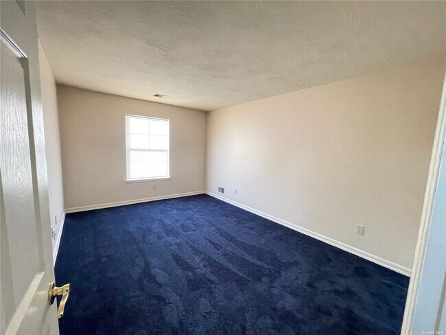 Building Photo - 214 Beach Breeze Pl