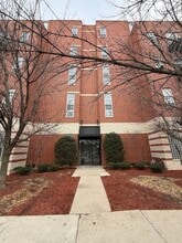 Building Photo - 949 N Willard Ct