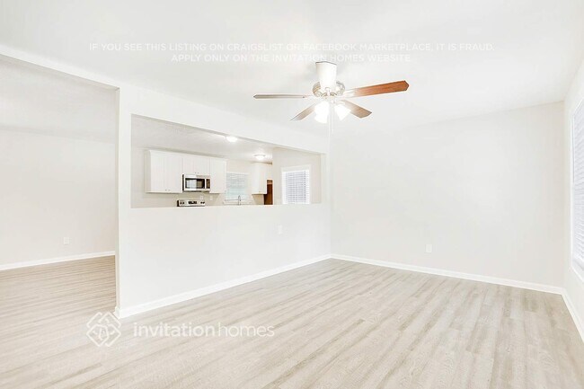 Foto del edificio - 6115 Marilla St