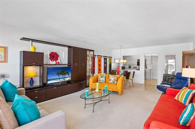 Building Photo - 3850 Galt Ocean Dr