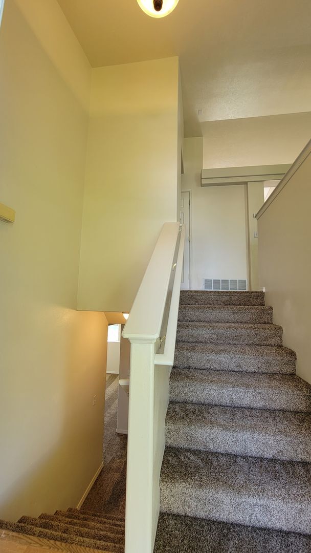 Foto del edificio - 4 bed, 3 bath home located in the Sunshine Meadows Neighborhood, Coeur d'Alene