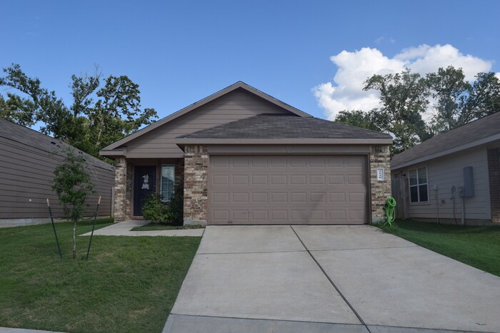 Primary Photo - Oakwood Forest - 2128 Eastwood Court, Brya...