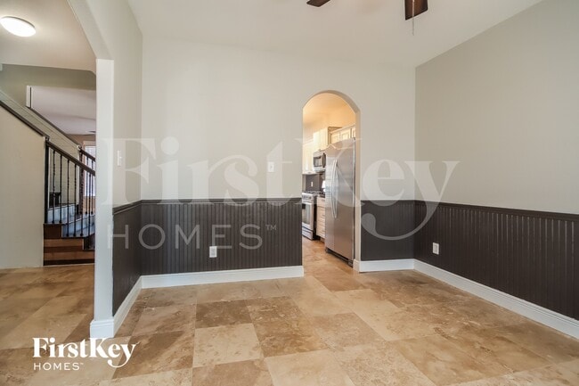 Foto del edificio - 8306 White Willow Ln