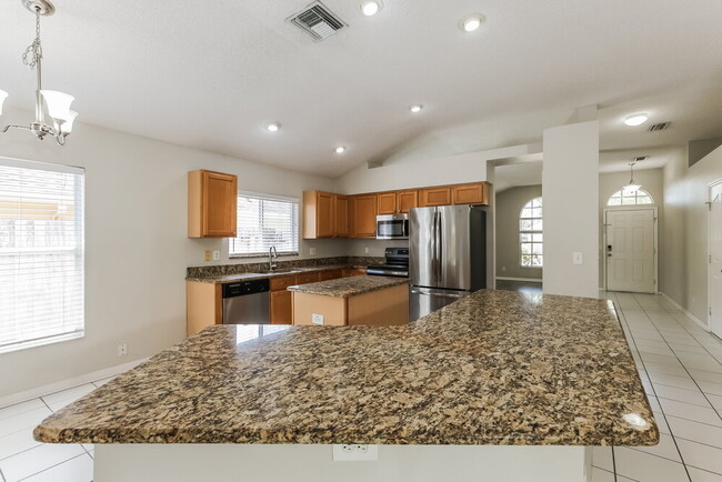 Building Photo - 1505 Scotch Pine Dr