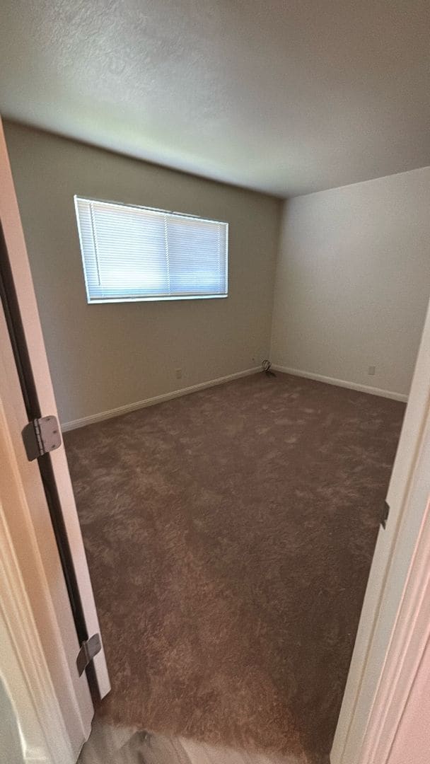 Foto del edificio - 2 Bedroom, 1 Bath Apartment