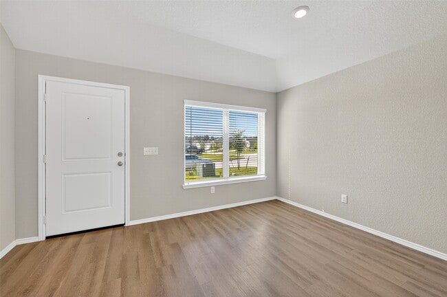 Building Photo - 8114 Wollemi Pne Rd