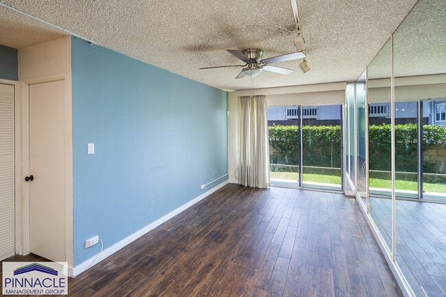 Building Photo - 212 Huali St
