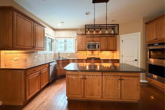 Foto del edificio - 5604 Pine Rock Ct