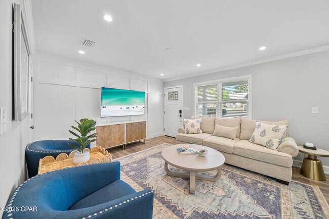 Foto del edificio - 121 Lakeside Cir