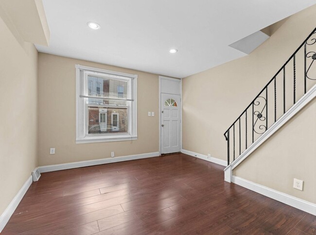 Foto del edificio - 2223 Winton St