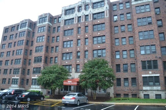 Photo - On 14th Street 2 Bedroom in Columbia Heights House