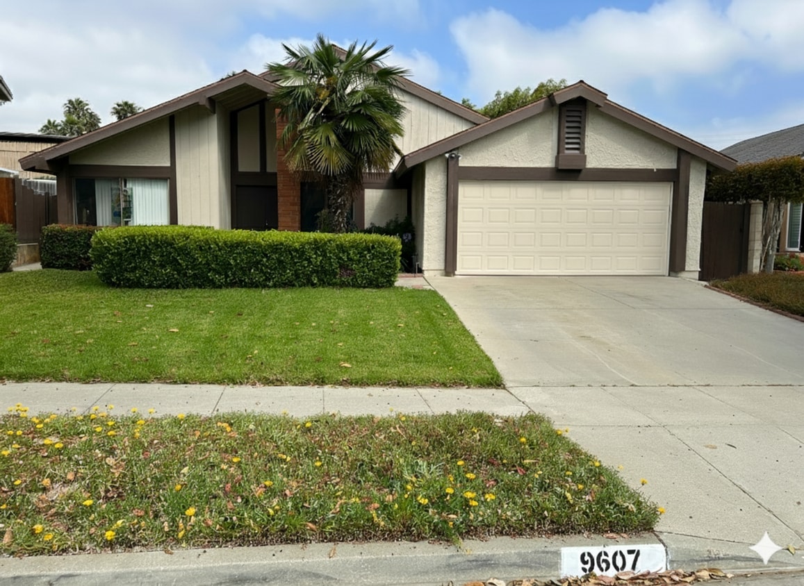 Primary Photo - 3+2 Single Story Home w/2 car garage in th...