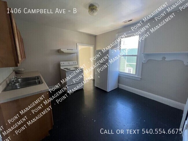 Building Photo - 1406 Campbell Ave SE