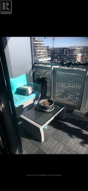 Photo du bâtiment - 2520 Eglinton Ave W