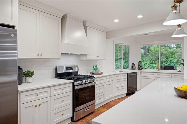Foto del edificio - 4198 Lake Rill Ct