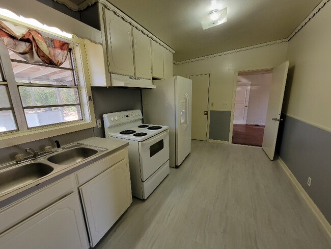 Foto del edificio - 3503 Porter Ave
