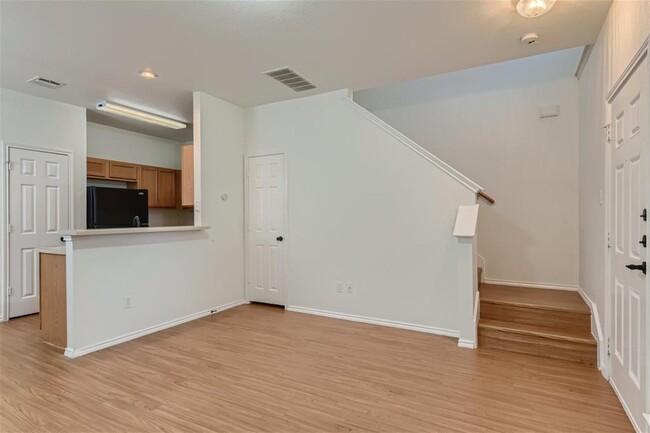 Building Photo - 13913 Harris Ridge Blvd