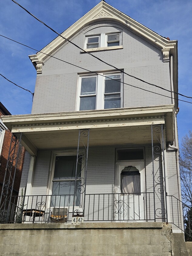 Photo - 4342 Vine Street