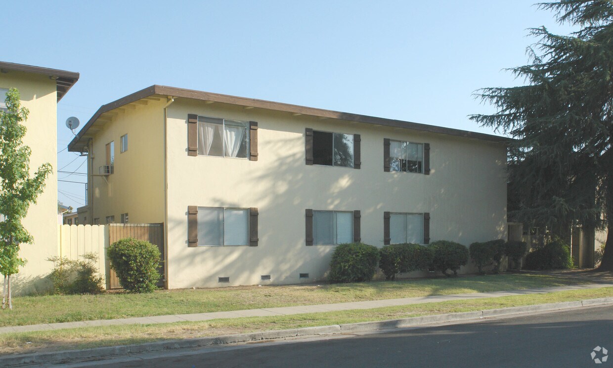 Primary Photo - 1797 Bradford Way