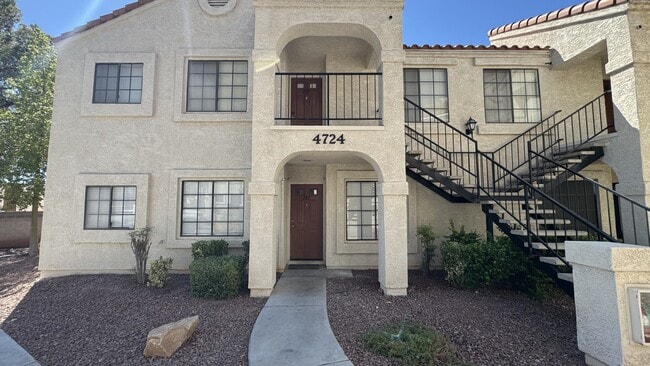 Building Photo - 4724 Nara Vista Way