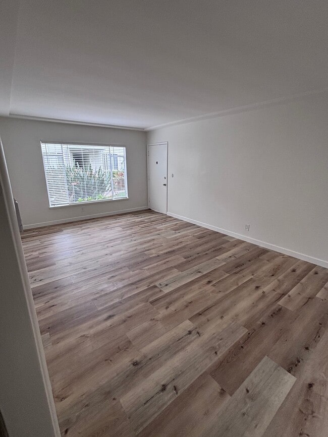 Photo - 1280 Laurel Ave (West Hollywood, CA) Apartment
