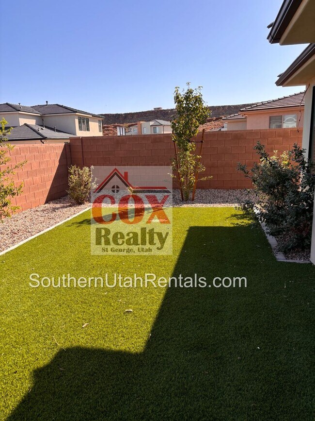 Building Photo - Beautiful 4 bed home in Little Valley Sing...
