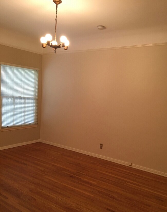 DINING ROOM - 626 S Ridgeley Dr