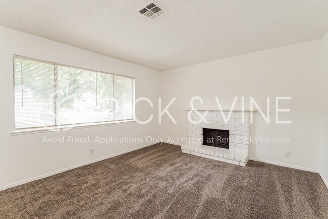 Building Photo - 44740 27th St E